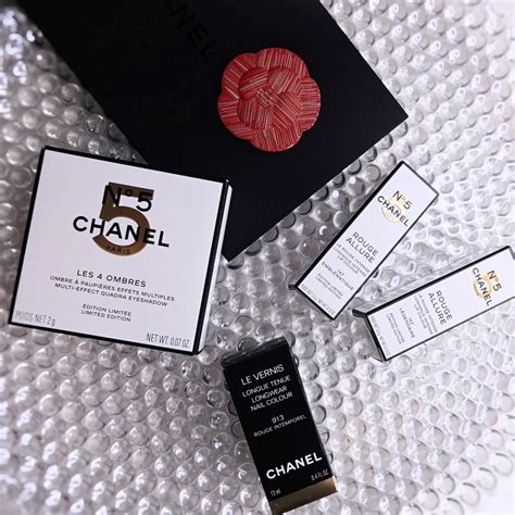 chanel n5 holiday collection|chanel no 5 eyeshadow.